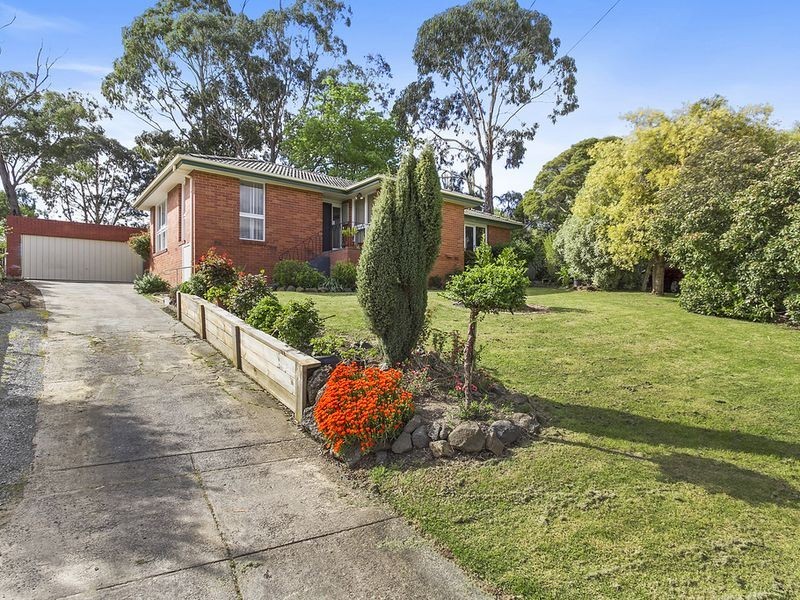 4 David Close, Kilsyth VIC 3137