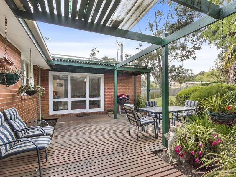 4 David Close, Kilsyth VIC 3137