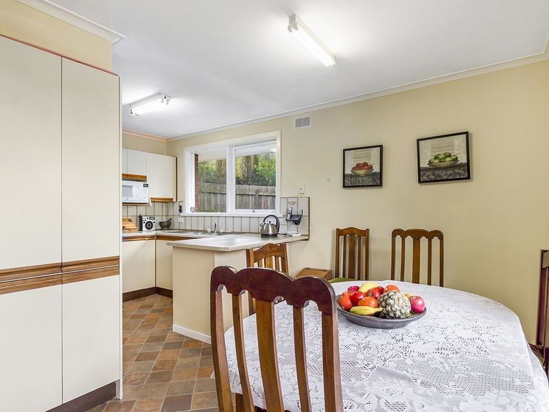 4 David Close, Kilsyth VIC 3137