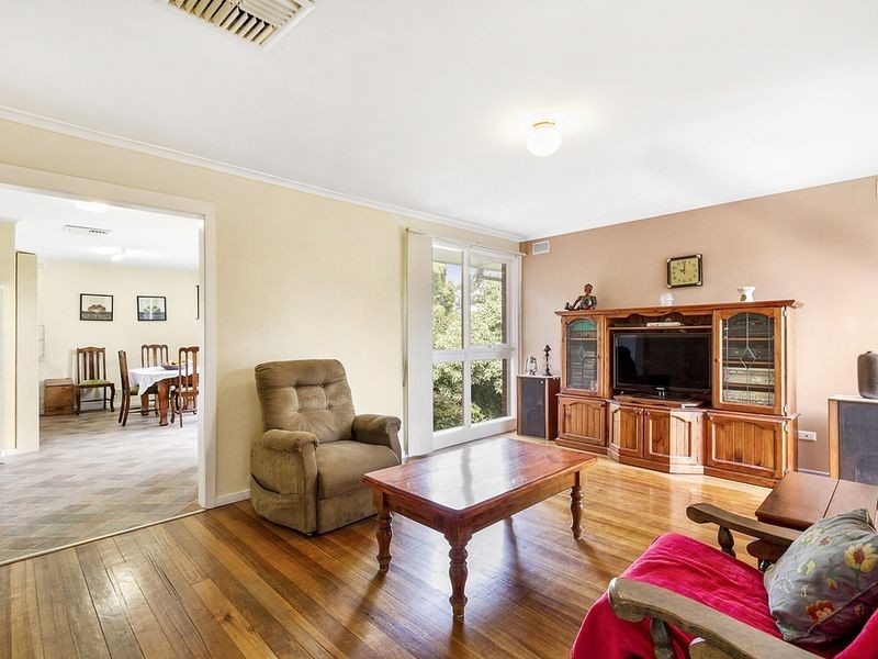 4 David Close, Kilsyth VIC 3137