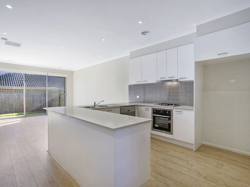 3/15 Plumer Street, Croydon VIC 3136