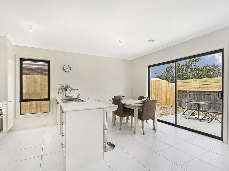 2 White Flats Tce(off 448 Maroondah Hwy), Croydon VIC 3136