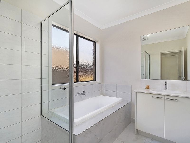 2 White Flats Tce(off 448 Maroondah Hwy), Croydon VIC 3136