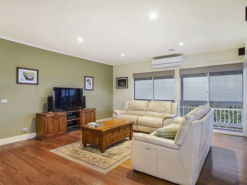 3 Valley Park Drive, Mooroolbark VIC 3138
