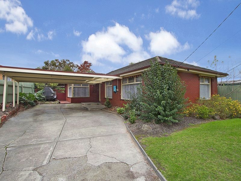 41 Sevenoaks Avenue, Croydon VIC 3136