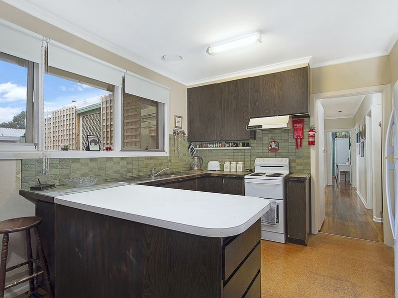 41 Sevenoaks Avenue, Croydon VIC 3136