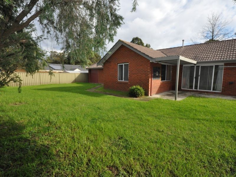 15 Carol Hancock Place, Croydon North VIC 3136