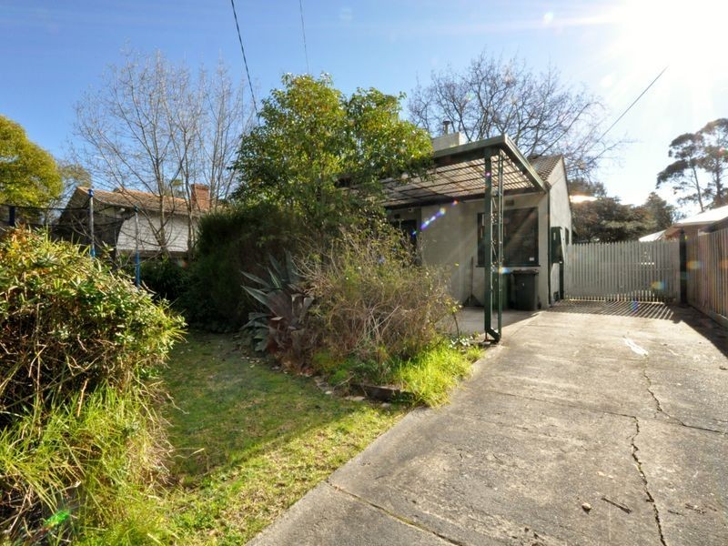 3 Mena Avenue, Croydon VIC 3136