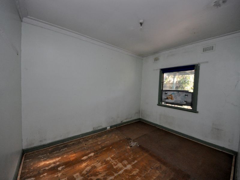 3 Mena Avenue, Croydon VIC 3136