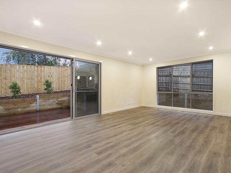 5/24 Mountain View Road, Kilsyth VIC 3137