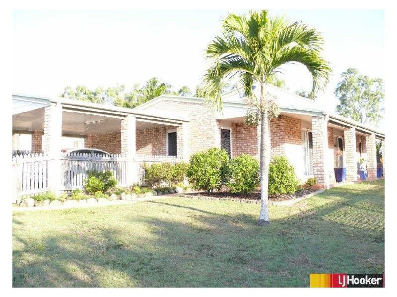 30 Bradman Drive, Glenella QLD 4740