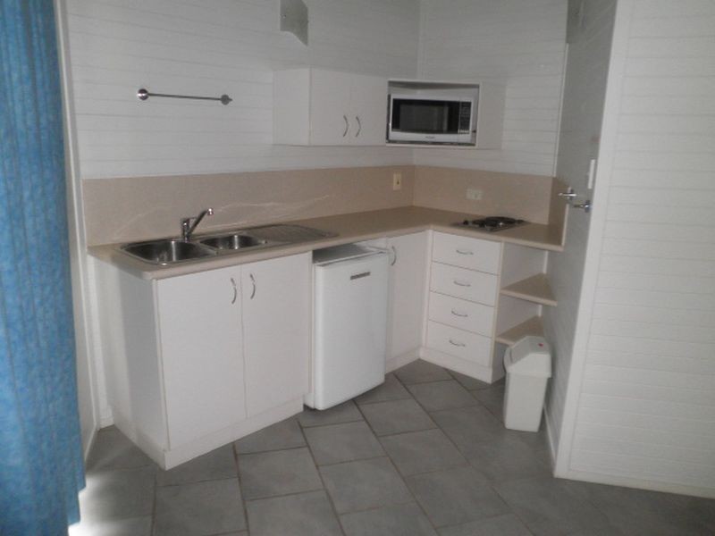 Bungalow 4 Ko-Huna  Sands Resort, Bucasia QLD 4750