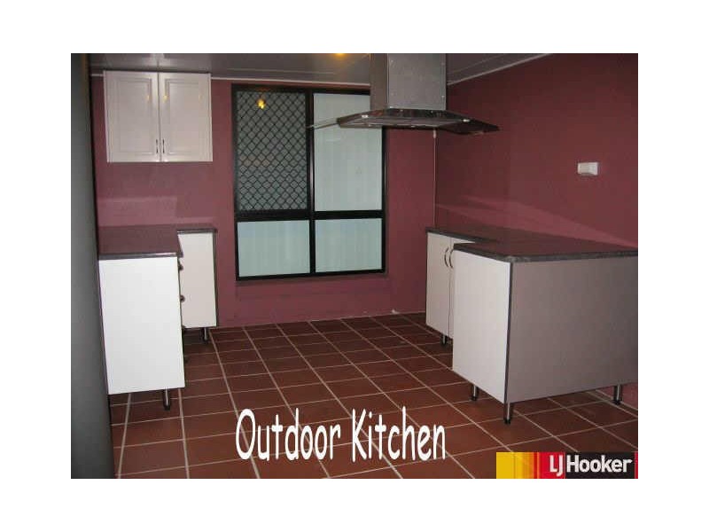 41 Wing Cresent, Mount Pleasant QLD 4740