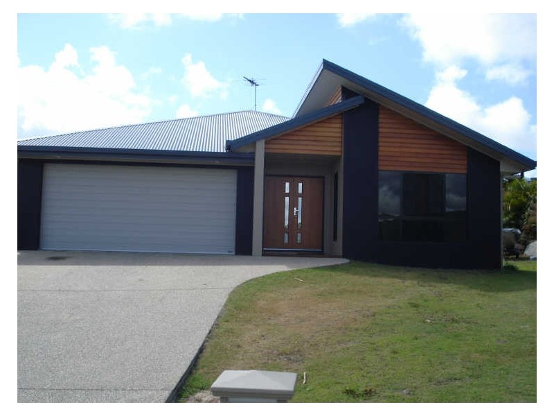 3 Cooper Court, Rural View QLD 4740