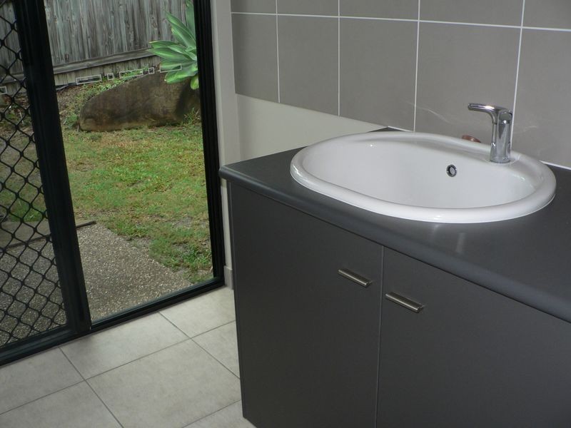 3 Cooper Court, Rural View QLD 4740