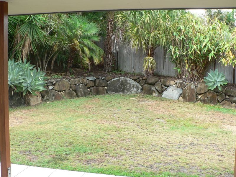 3 Cooper Court, Rural View QLD 4740