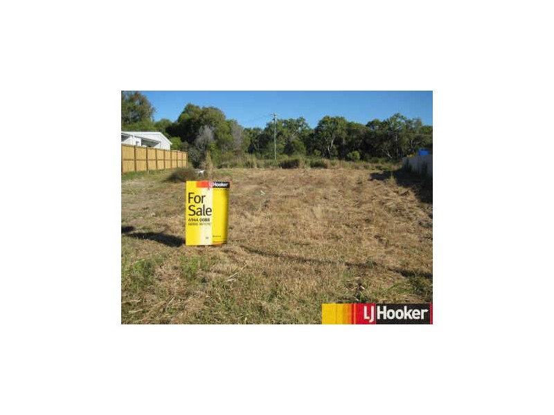 12 Friarbird Avenue, Blacks Beach QLD 4740