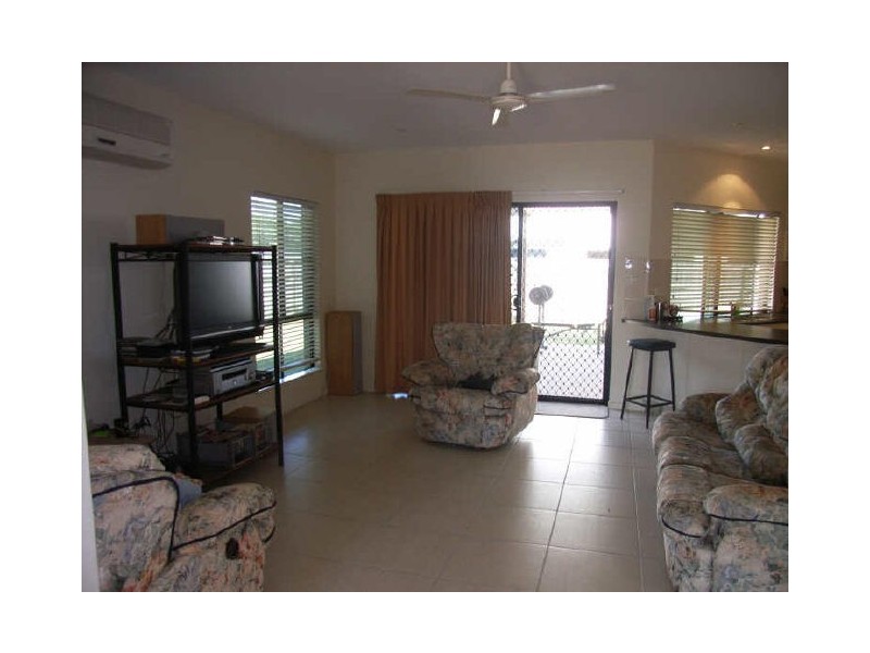 36 Corella Way, Blacks Beach QLD 4740