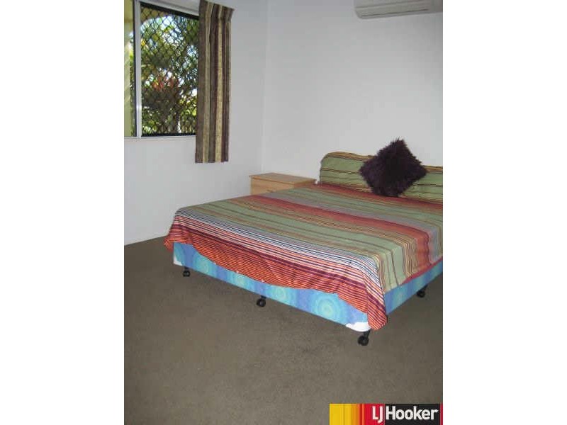 1 Sunseeker Court, Blacks Beach QLD 4740