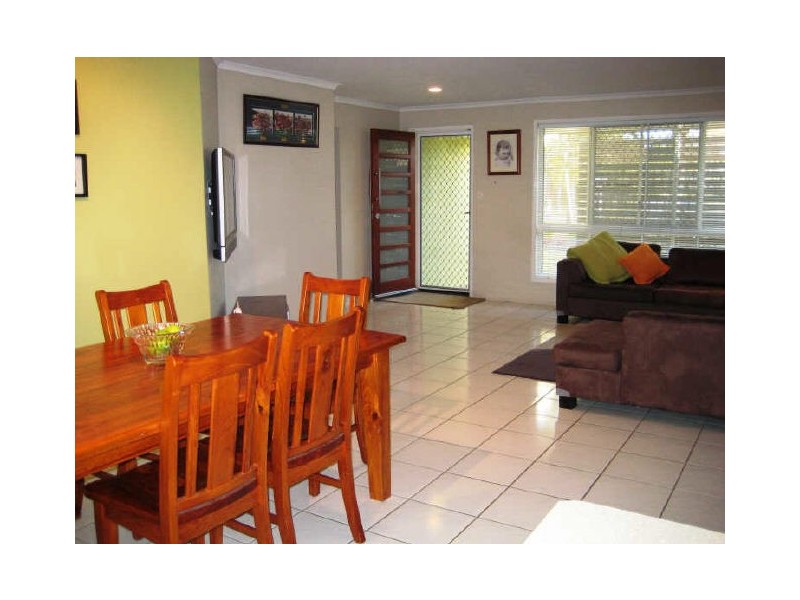 17 Barbat Court, Andergrove QLD 4740