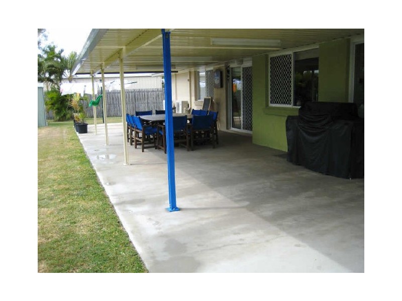 17 Barbat Court, Andergrove QLD 4740