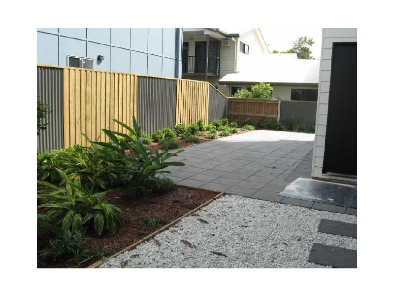 2/83-85 Malcomson Street, North Mackay QLD 4740