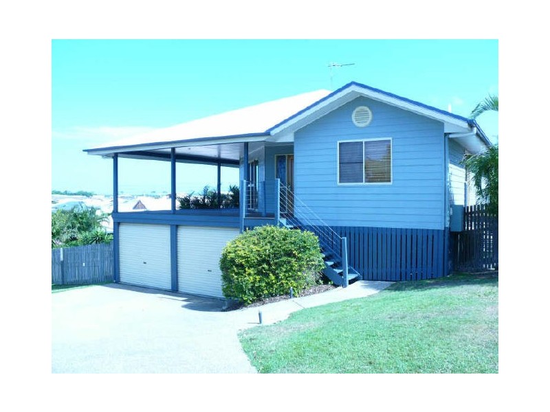 5 Murray Close, Rural View QLD 4740