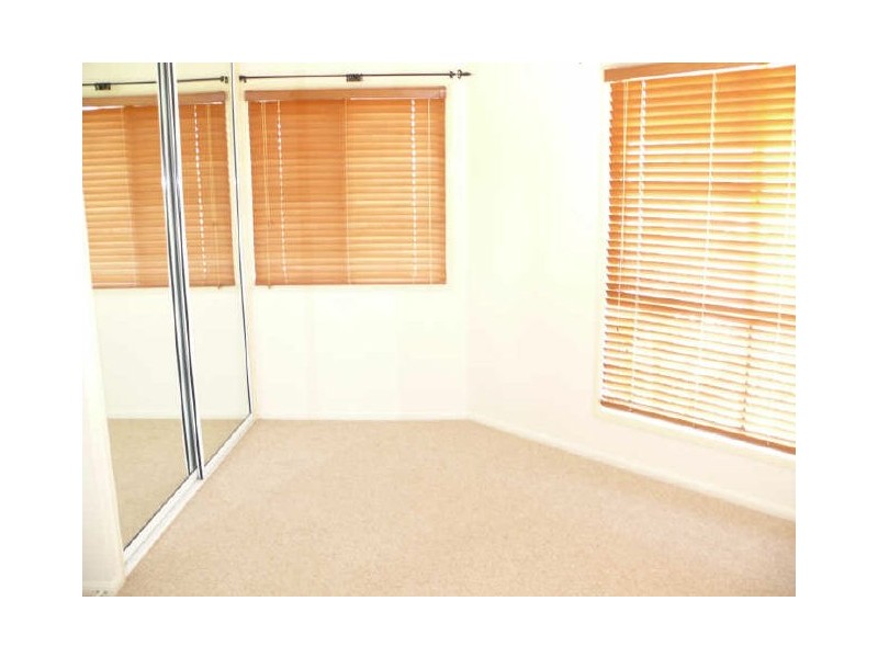 5 Murray Close, Rural View QLD 4740