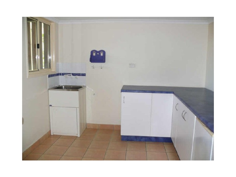 5 Murray Close, Rural View QLD 4740