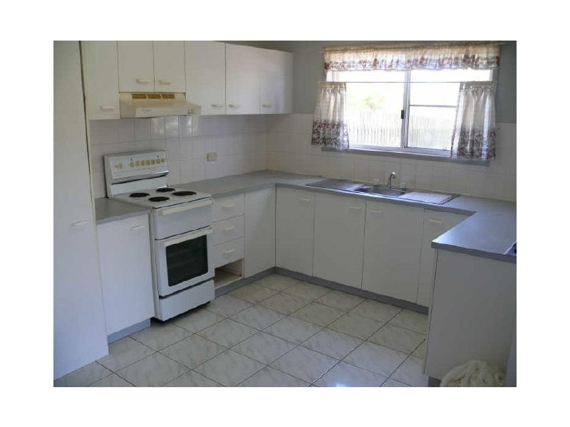 2 Ellul Court, Beaconsfield QLD 4740