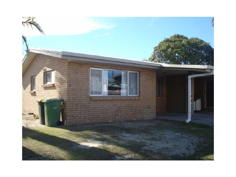 2/10 Ready Street, Mackay QLD 4740