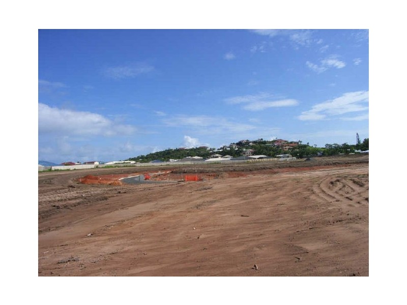 Jasmin Heights/ Beth Street, Blacks Beach QLD 4740