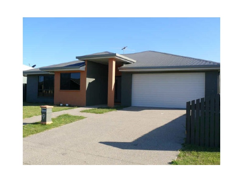 3 Antonia Court, Glenella QLD 4740