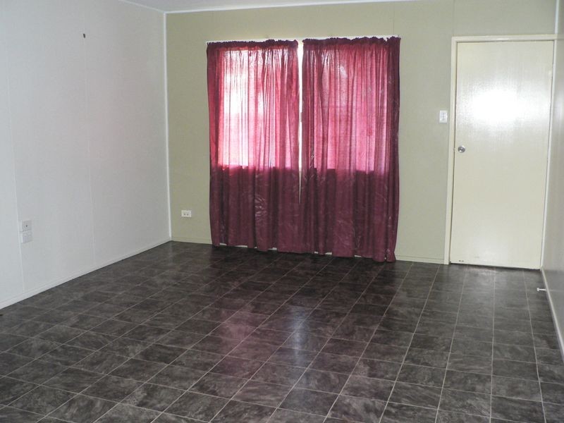 3/37 Range Road, Sarina QLD 4737