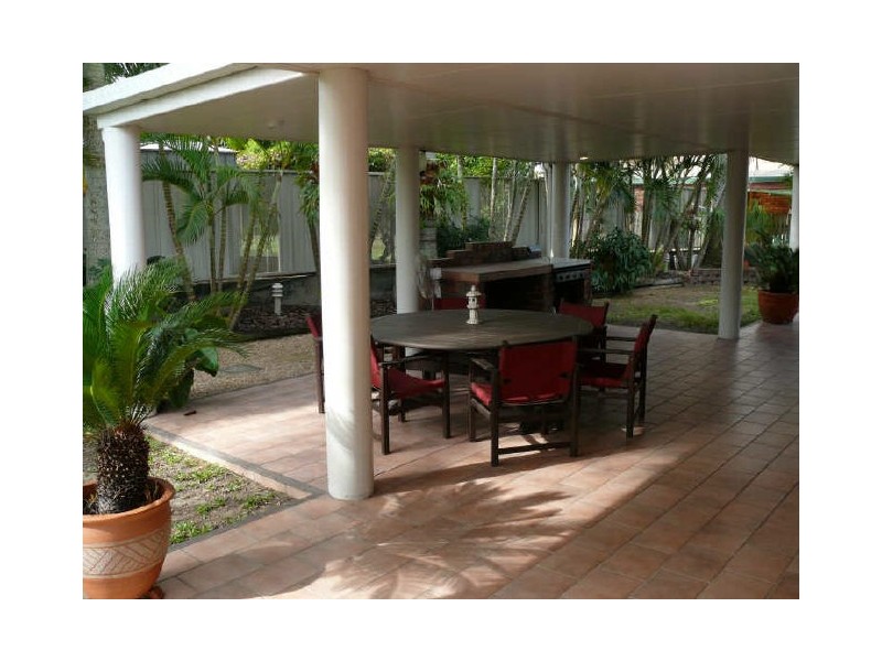 4 Pioneer Street, Mount Pleasant QLD 4740