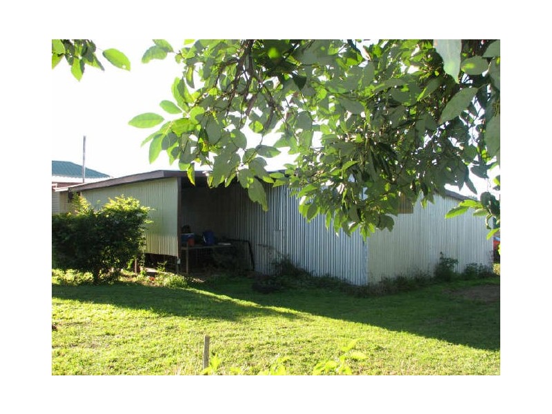 64 Beach Road, Sarina QLD 4737