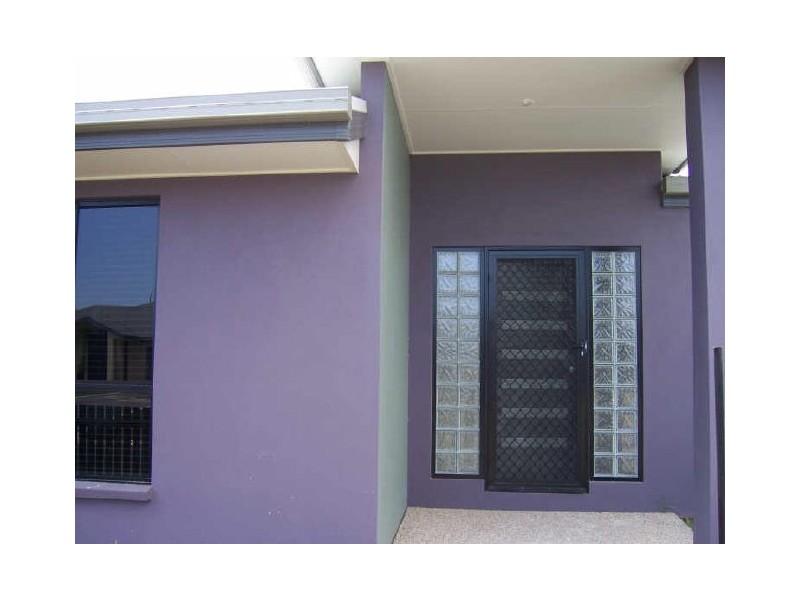 1 Antonia Court, Glenella QLD 4740