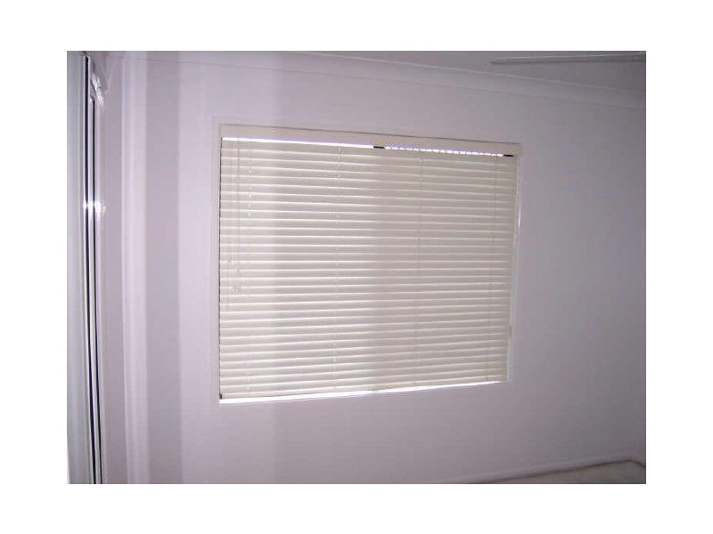 1 Antonia Court, Glenella QLD 4740