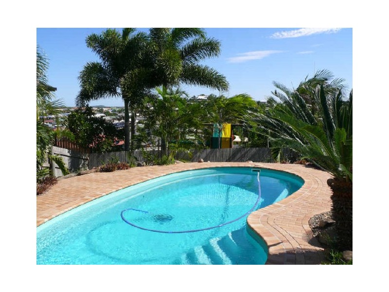 12 Muldoon Court, Eimeo QLD 4740