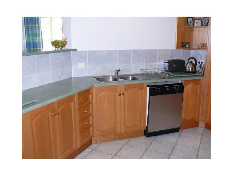 12 Muldoon Court, Eimeo QLD 4740