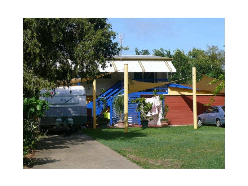 84 Waverley Street, Bucasia QLD 4750