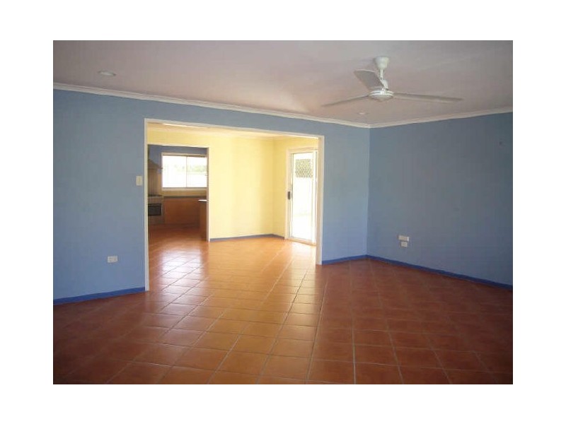 19 Volute Street, Shoal Point QLD 4750