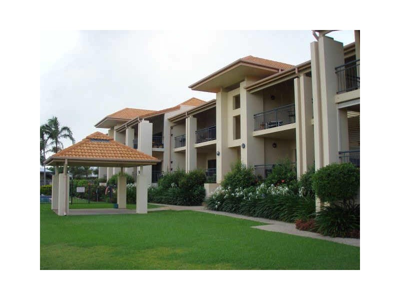 6/38 Beach Road, Dolphin Heads QLD 4740