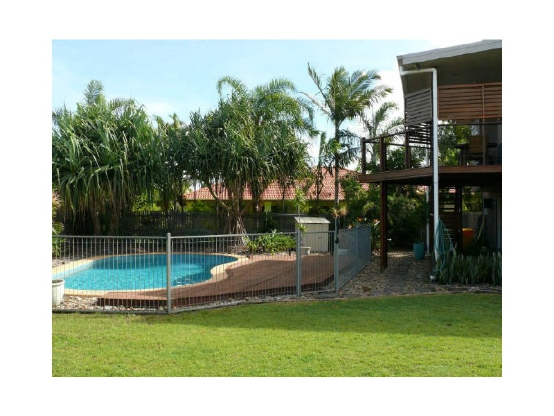 8 Abalone Court, Mackay QLD 4740