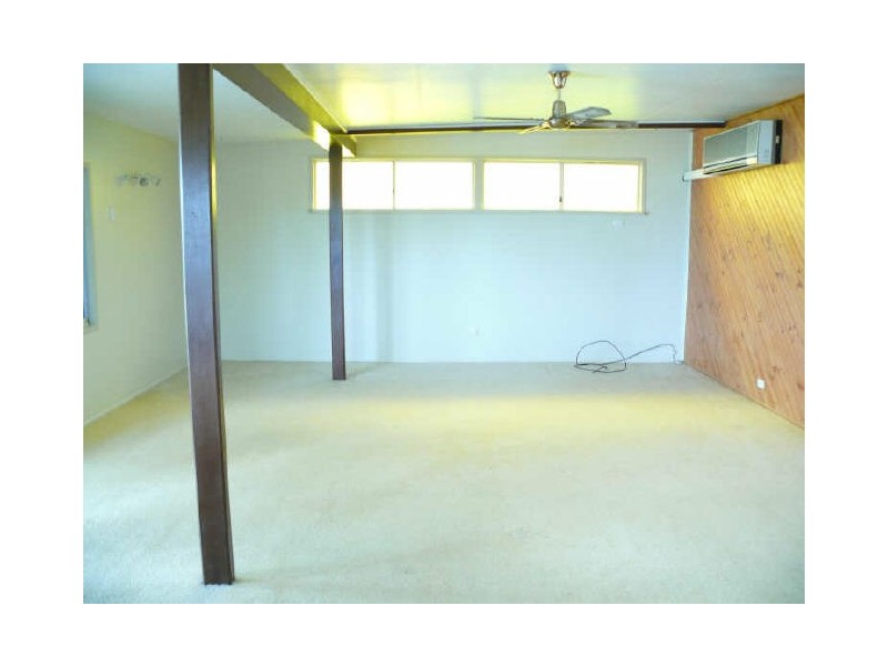 15 Albatross Street, Slade Point QLD 4740