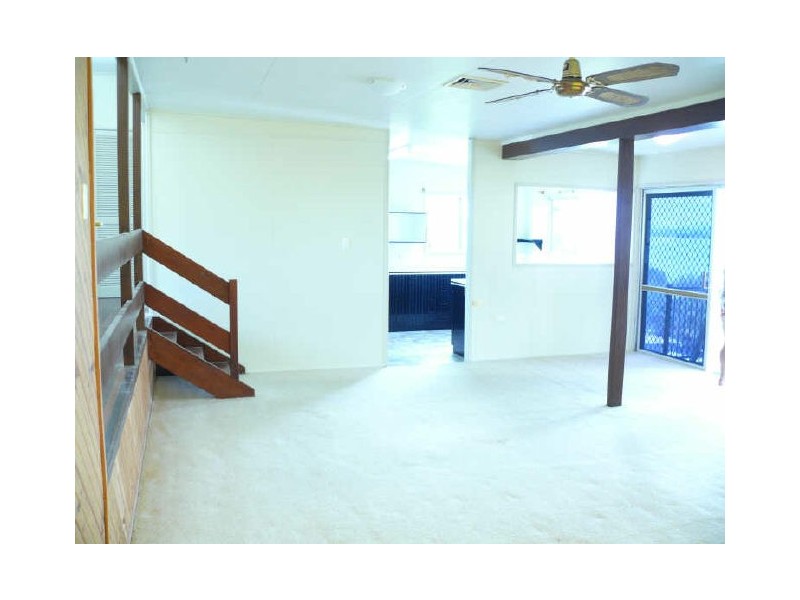 15 Albatross Street, Slade Point QLD 4740