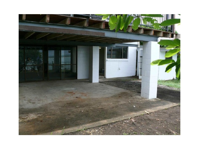 15 Albatross Street, Slade Point QLD 4740