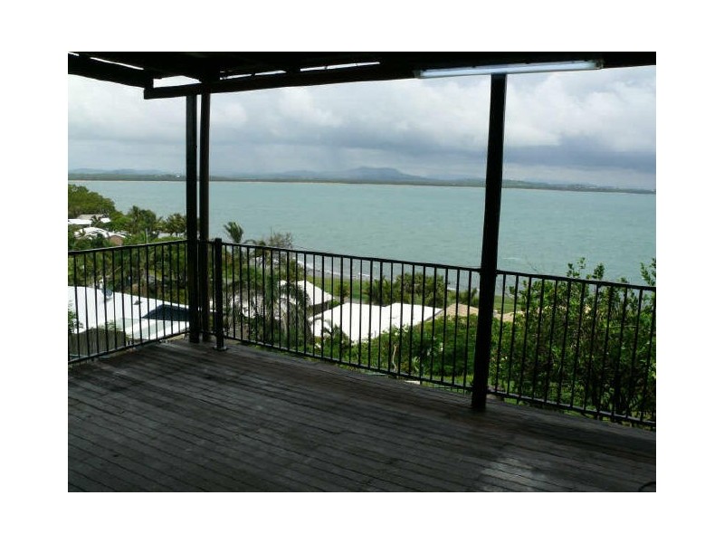 15 Albatross Street, Slade Point QLD 4740