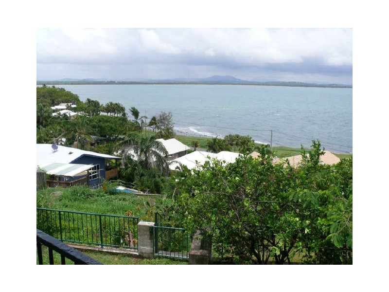 15 Albatross Street, Slade Point QLD 4740