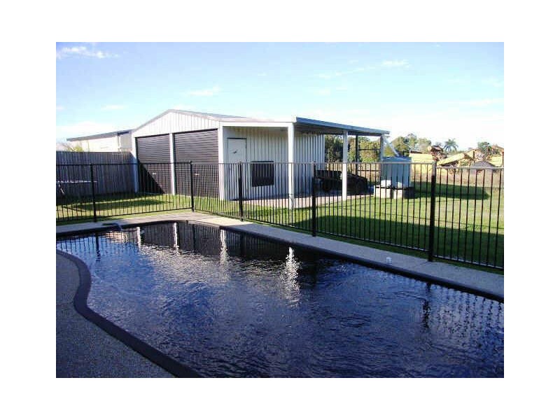 52 Patricia Drive, Andergrove QLD 4740